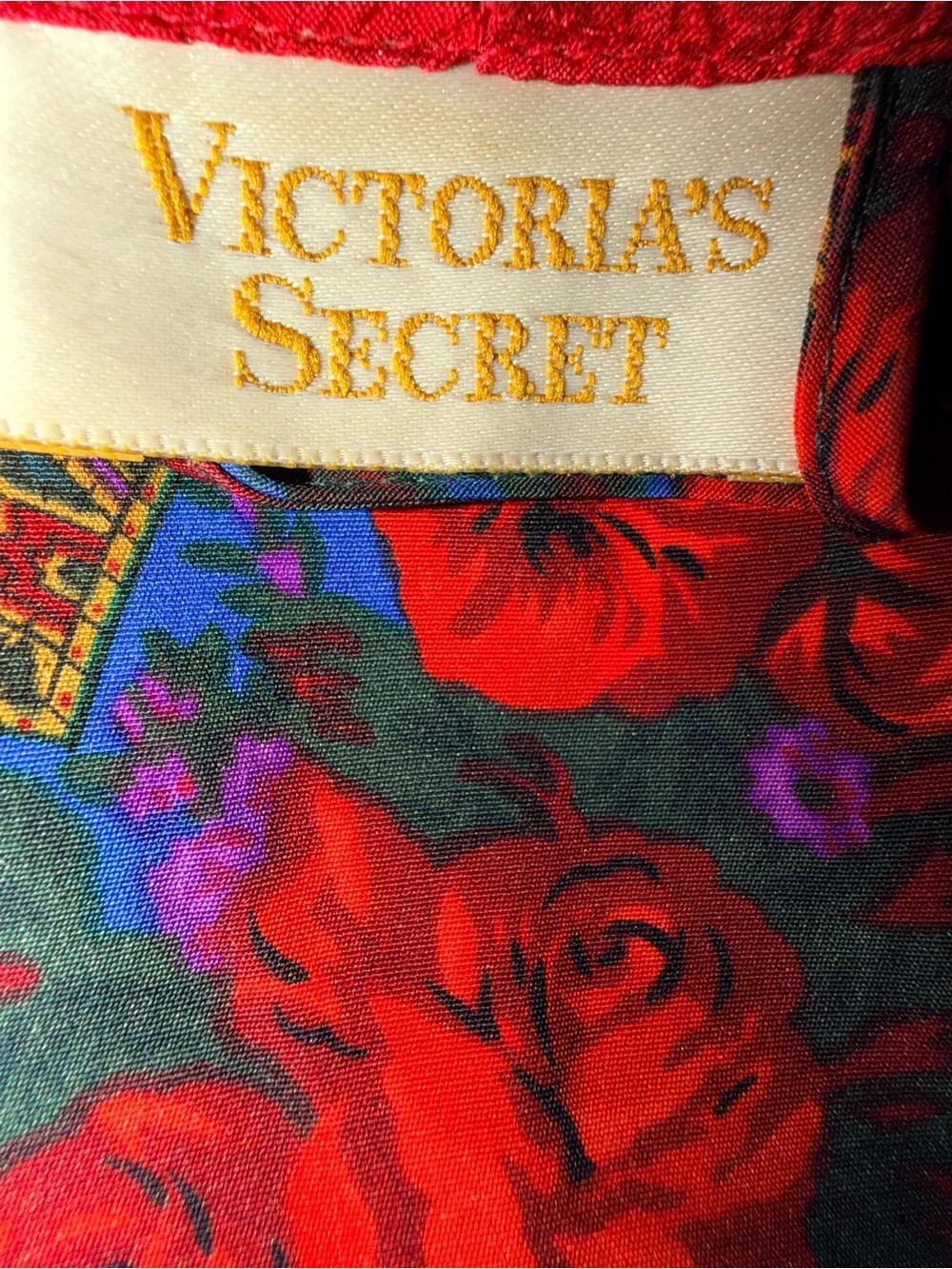 Vintage Victoria's Secret Kimono Robe Gold Label Red Floral 90s Lingerie - Picture 8 of 9